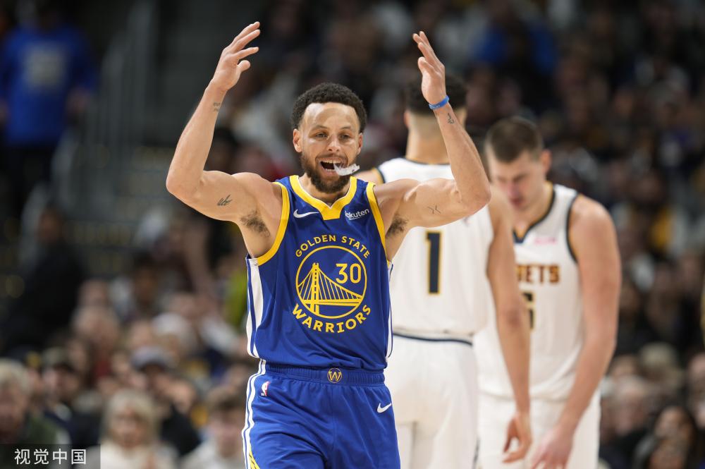 显然正试图 显然正试图