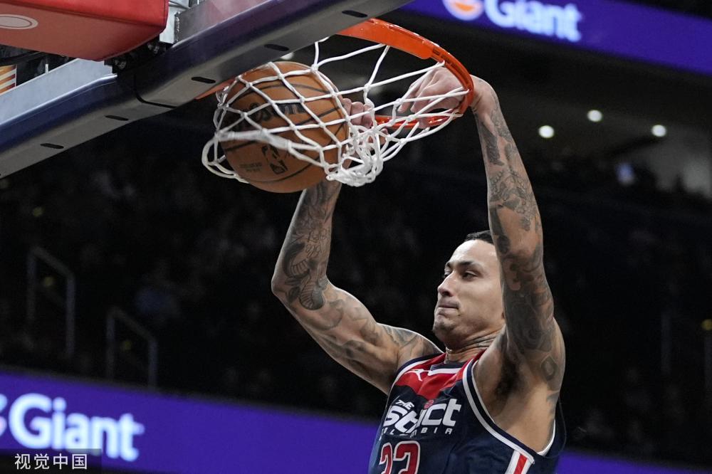 这一令人惊 这一令人惊