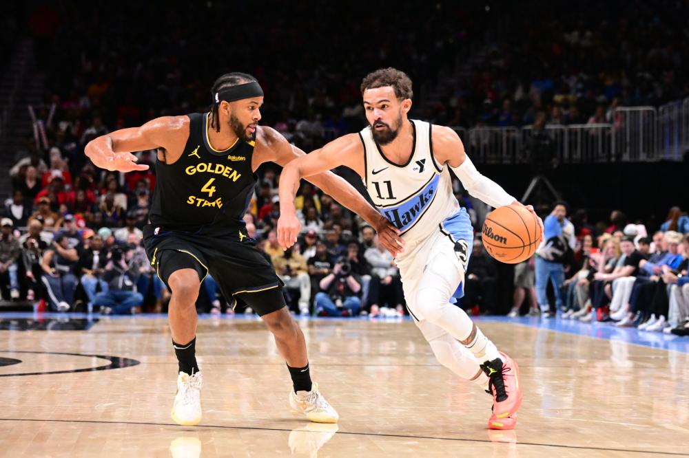 牵制对手防 牵制对手防